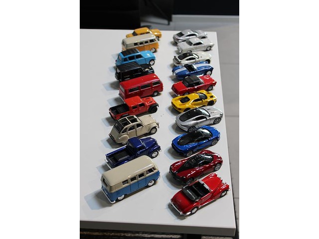 Diverse model / speelgoed auto's 19 stuks. - afbeelding 3 van  3