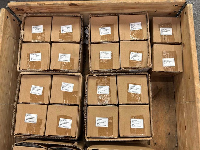 Diverse moeren (m24-m16) (1450x) - afbeelding 2 van  6