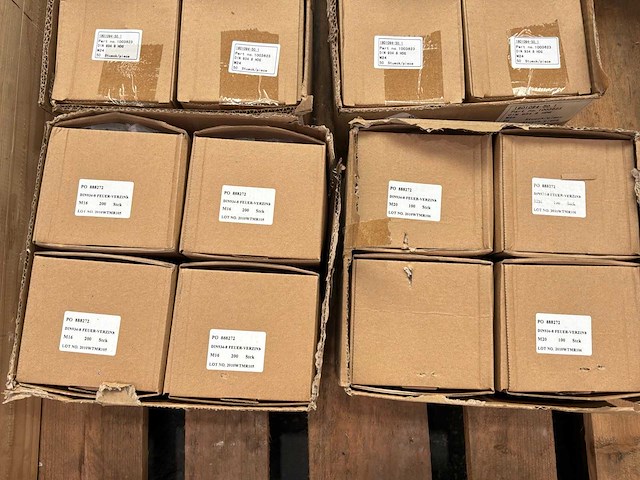 Diverse moeren (m24-m16) (1450x) - afbeelding 4 van  6