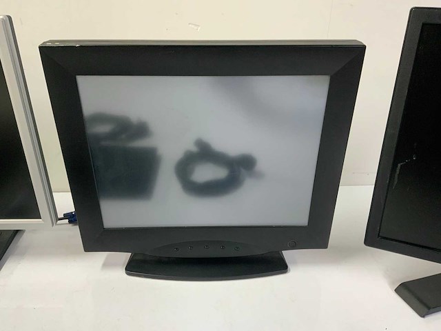 Diverse monitor (7x) - afbeelding 5 van  8