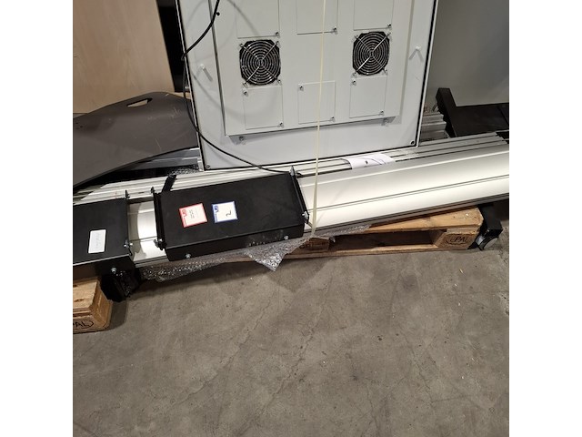 Diverse monitor steunen - afbeelding 8 van  9