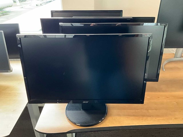 Diverse monitoren (8x) - afbeelding 5 van  6