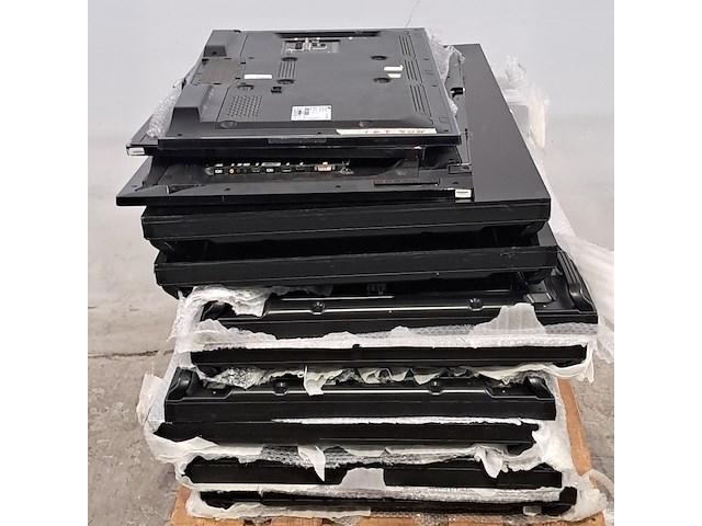 Diverse monitoren, o.a. samsung - afbeelding 1 van  8