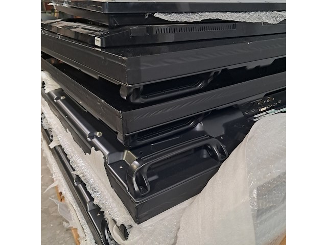 Diverse monitoren, o.a. samsung - afbeelding 6 van  8