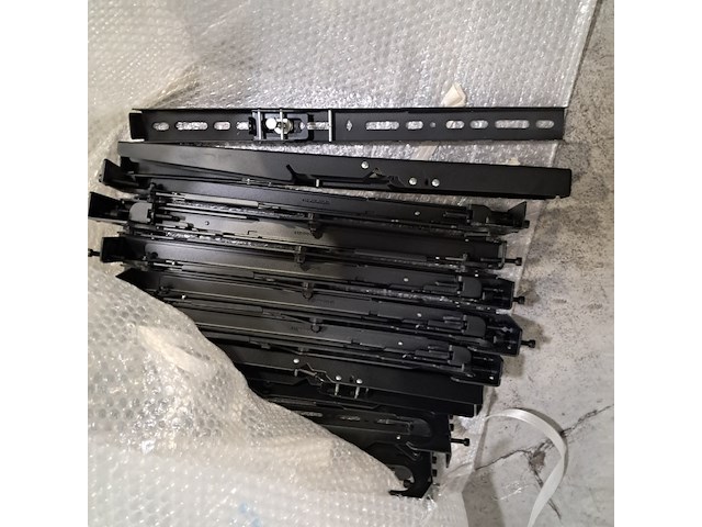 Diverse monitoren, o.a. samsung - afbeelding 8 van  8