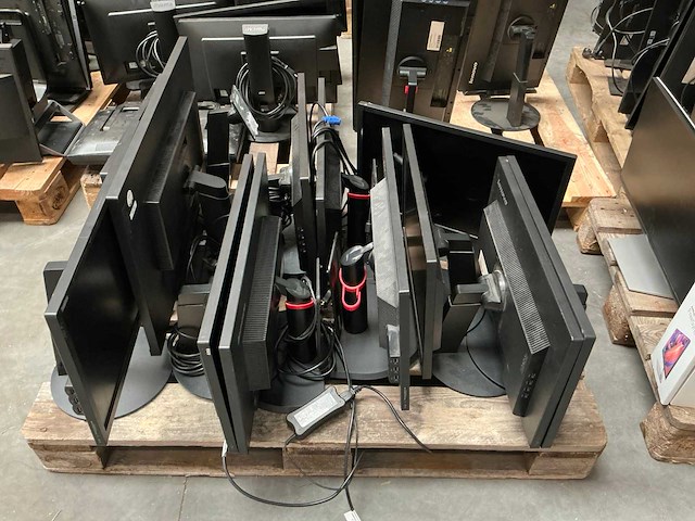 Diverse monitoren - afbeelding 2 van  6