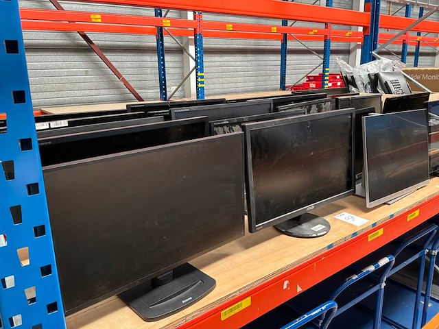 Diverse monitoren - afbeelding 2 van  6