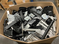 Diverse monitorvoeten-mix in bulk - afbeelding 2 van  3