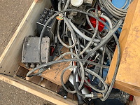 Diverse montagegereedschappen - afbeelding 4 van  9
