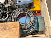 Diverse montagegereedschappen - afbeelding 6 van  9