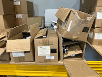 Diverse montagematerialen - afbeelding 4 van  7