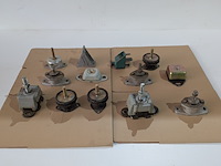 Diverse motorsteunen - afbeelding 1 van  18