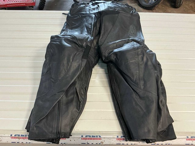 Diverse mqp motorbroek (5x) - afbeelding 1 van  9