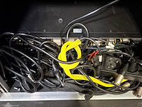 Diverse multimedia apparatuur en flightcases, o.a leader - afbeelding 10 van  26
