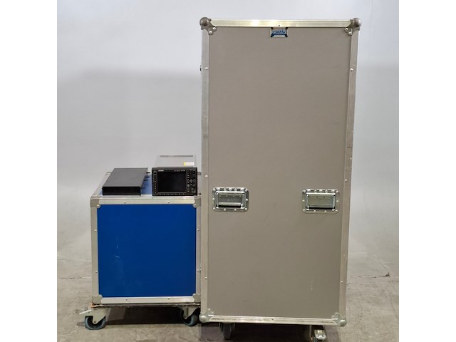 Diverse multimedia apparatuur en flightcases, o.a leader - afbeelding 1 van  26