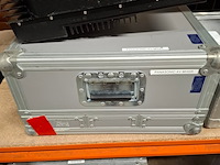 Diverse multimedia apparatuur en flightcases, o.a leader - afbeelding 19 van  26