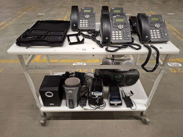 Diverse multimedia o.a. tiptel, boya - afbeelding 1 van  9