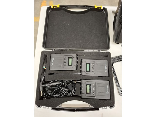 Diverse multimedia o.a. tiptel, boya - afbeelding 2 van  9