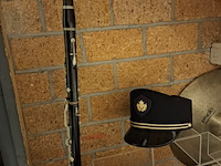 Diverse muziekinstrumenten en accessoires - afbeelding 2 van  12