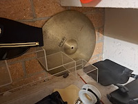Diverse muziekinstrumenten en accessoires - afbeelding 4 van  12