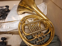 Diverse muziekinstrumenten en accessoires - afbeelding 8 van  12