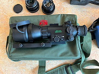 Diverse nachtzichtapparatuur - afbeelding 2 van  5