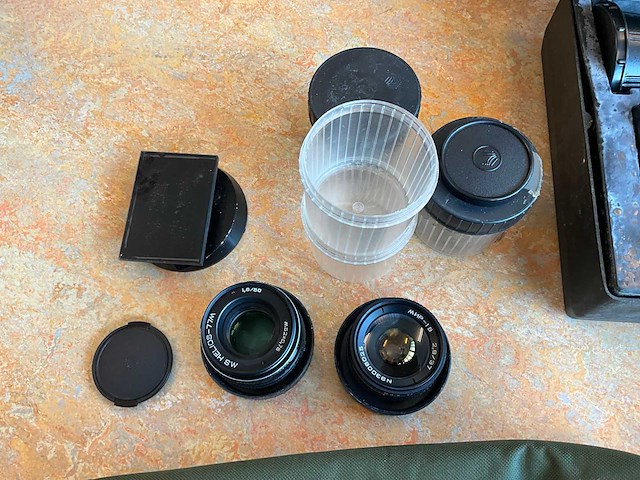 Diverse nachtzichtapparatuur - afbeelding 4 van  5