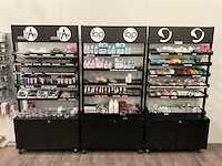 Diverse nagelverzorgingsproducten - afbeelding 1 van  1