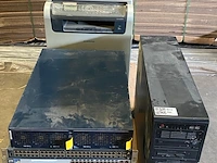 Diverse netwerkswitches en rackservers