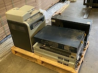 Diverse netwerkswitches en rackservers - afbeelding 10 van  10