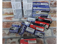 Diverse nietmachines en niettangen incl nietjes - afbeelding 3 van  3