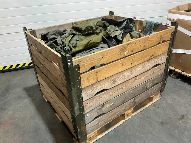 Diverse nl legerkleding - afbeelding 2 van  5