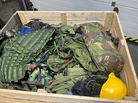 Diverse nl legerkleding - afbeelding 4 van  5