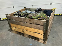 Diverse nl legerkleding - afbeelding 1 van  5