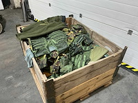 Diverse nl legerkleding - afbeelding 3 van  8