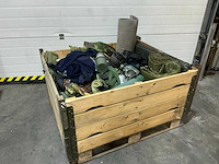 Diverse nl legerkleding - afbeelding 1 van  7