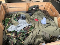 Diverse nl legerkleding - afbeelding 2 van  4