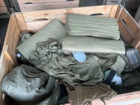Diverse nl legerkleding - afbeelding 3 van  5