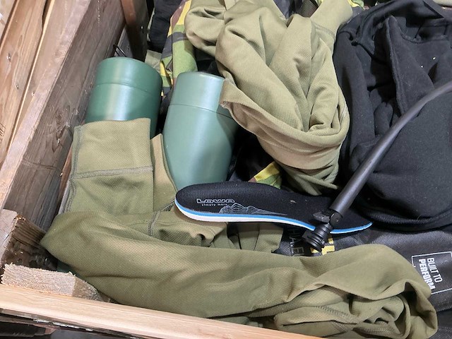 Diverse nl legerkleding - afbeelding 3 van  6