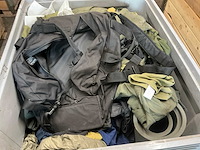 Diverse nl legerkleding - afbeelding 4 van  4