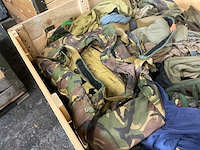 Diverse nl legerkleding - afbeelding 4 van  5