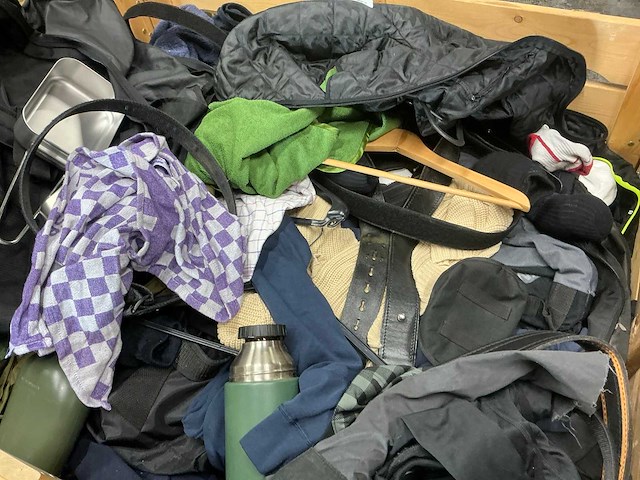 Diverse nl legerkleding - afbeelding 4 van  4