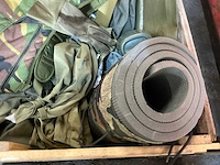 Diverse nl legerkleding - afbeelding 4 van  7