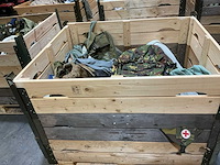 Diverse nl legerkleding - afbeelding 1 van  5