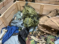 Diverse nl legerkleding - afbeelding 4 van  5