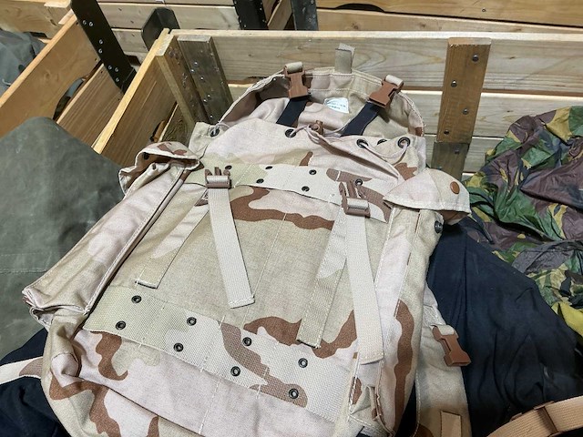 Diverse nl legerkleding - afbeelding 7 van  8