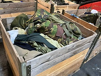Diverse nl legerkleding - afbeelding 1 van  5