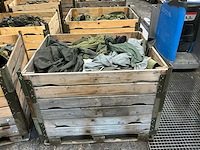 Diverse nl legerkleding - afbeelding 1 van  5