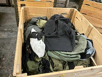 Diverse nl legerkleding - afbeelding 3 van  4