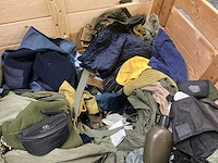 Diverse nl legerkleding - afbeelding 4 van  6